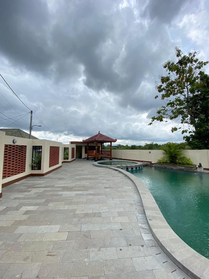 Guest House / Homestay Bukit Mutiara Residence Ngingas ภายนอก รูปภาพ